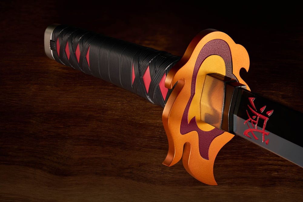Demon Slayer Kimetsu no Yaiba Nichirin Sword (Tanjiro Kamado) Kyojuro Rengoku´s Sword Gueard Ver. 88 cm 1/1 Proplica Replica