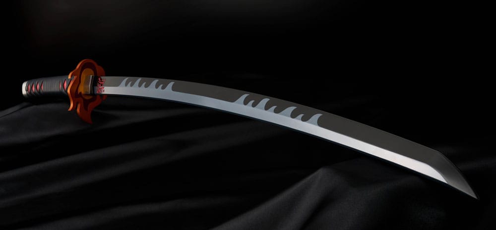 Demon Slayer Kimetsu no Yaiba Nichirin Sword (Tanjiro Kamado) Kyojuro Rengoku´s Sword Gueard Ver. 88 cm 1/1 Proplica Replica