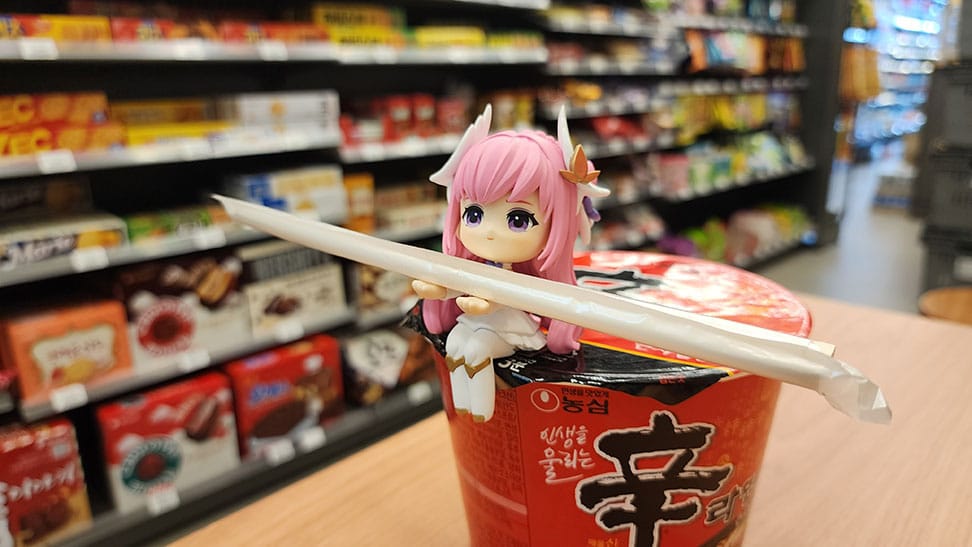 Goddess of Victory: Nikke Cup Noodle Holder Dorothy 9 cm PVC Statue