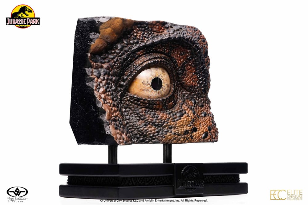 Jurassic Park Screen-Used SWS T-Rex Eye 32 cm Replica