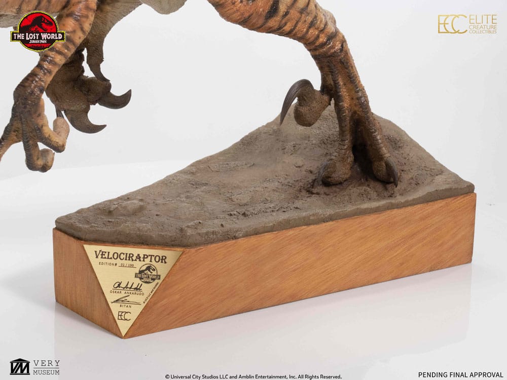 Jurassic Park The Lost World: Jurassic Park Male Velociraptor 63 cm 1/4 Statue