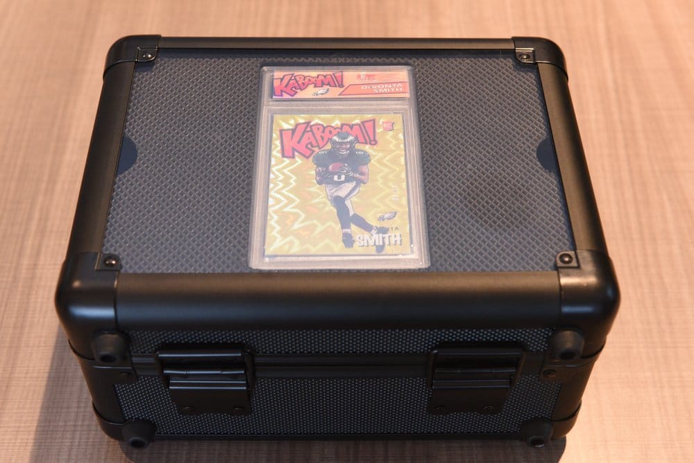 Evoretro Graded Card Display and Carry Case with Display Window Black