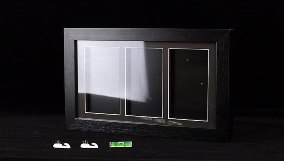 Evoretro Display Frame Card Display Case for 3 Magnetic Case Cards