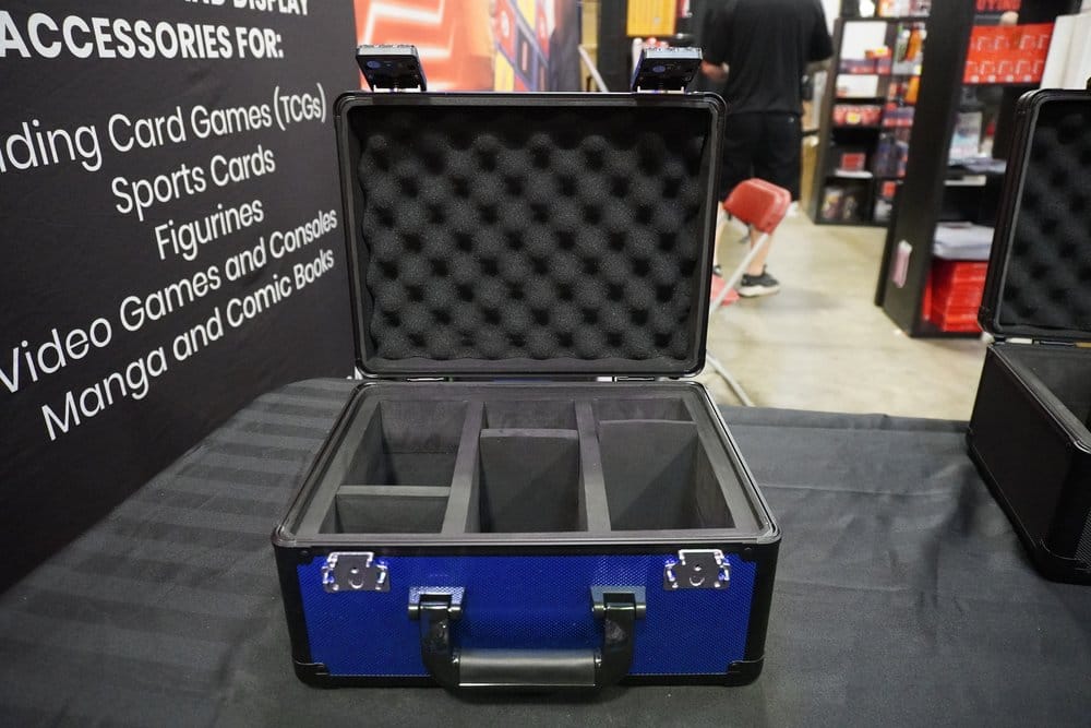 Evoretro Trading Card Storage Box for 90 Cards X Blue