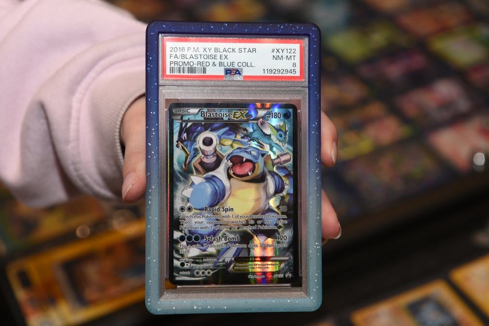 Evoretro Bumper for PSA Graded Card Slab Gradient Light Blue-Dark Blue Glitter