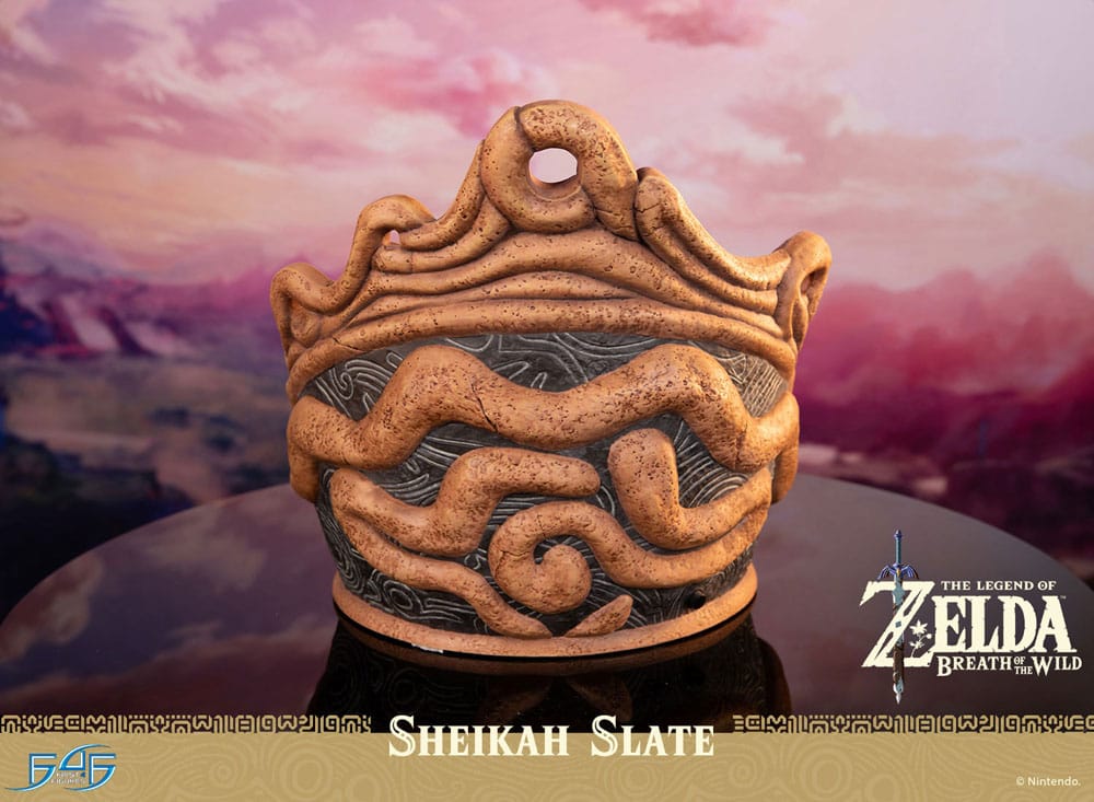 The Legend of Zelda: Breath of the Wild Sheikah Slate 24cm 1/1 Scale Life Size Statue