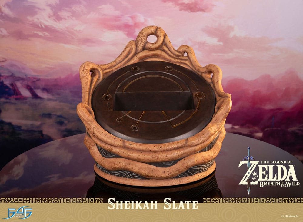 The Legend of Zelda: Breath of the Wild Sheikah Slate 24cm 1/1 Scale Life Size Statue