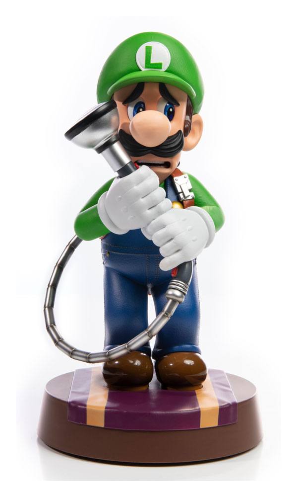 Luigi's Mansion 3: Luigi 23cm PVC Statue