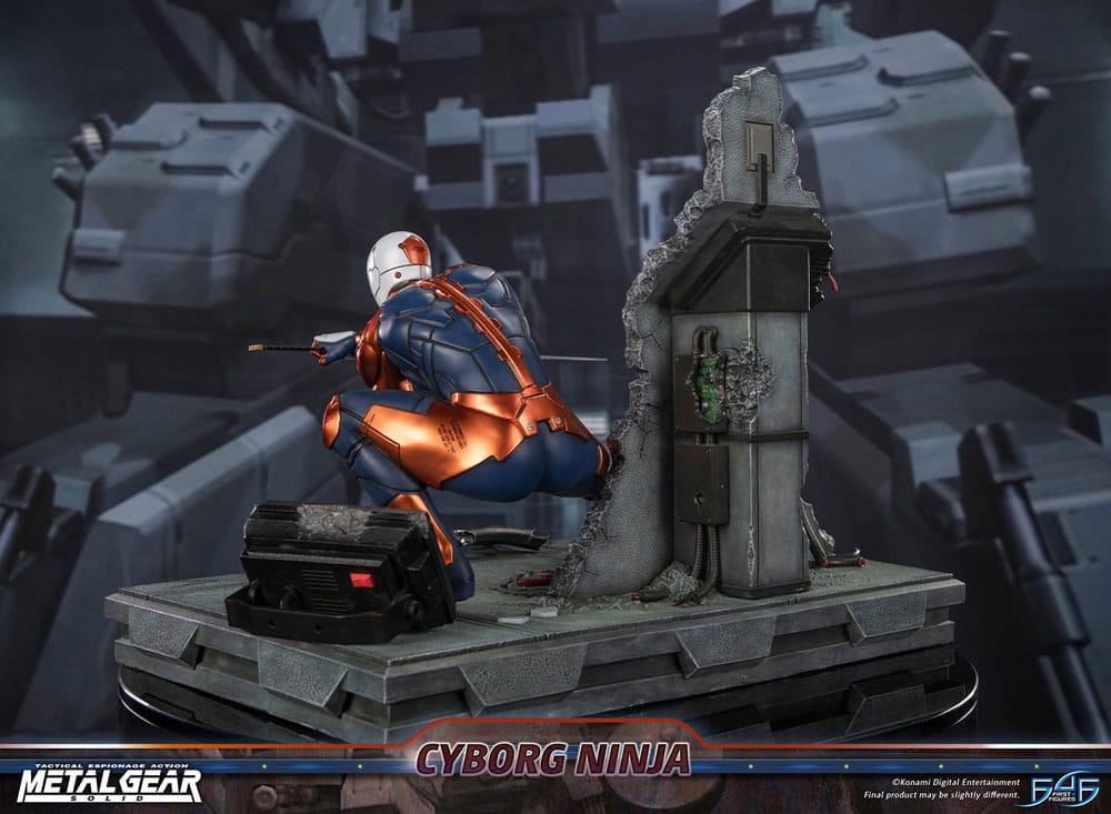 Metal Gear Solid Statue Cyborg Ninja (Gray Fox) 41 cm
