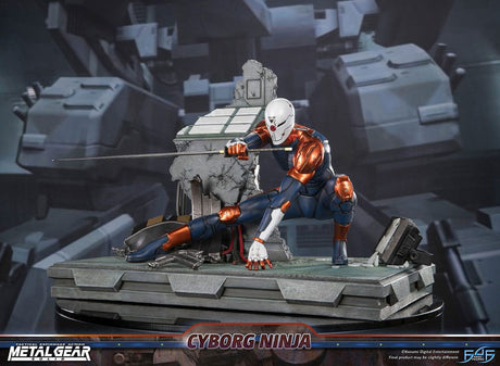 Metal Gear Solid Statue Cyborg Ninja (Gray Fox) 41 cm