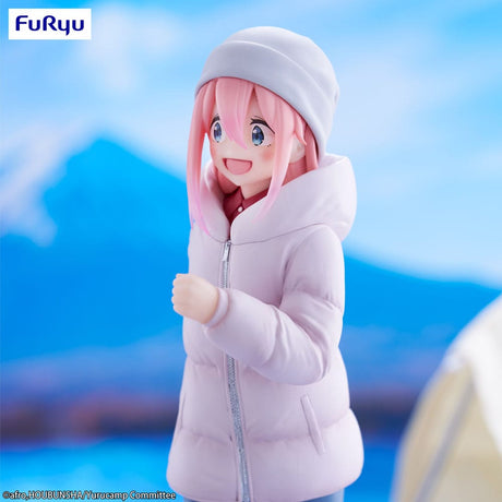 Laid Back Camp Nadeshiko Kagamihara 20cm Trio-Try-iT PVC Statue