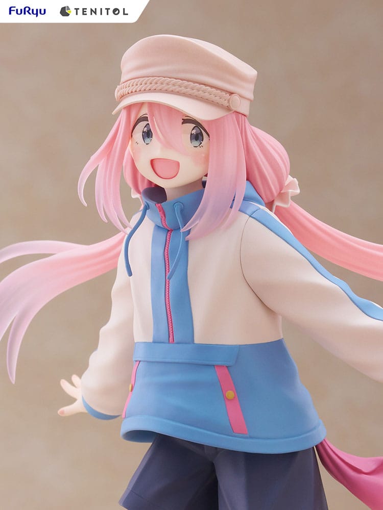 Laid-Back Camp Tenitol Nadeshiko Kagamihara 22 cm PVC Statue