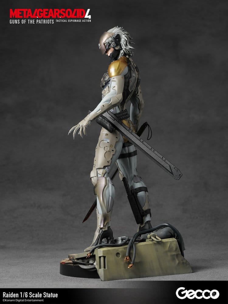 Metal Gear Solid 4 Guns of the Patriots Statue 1/6 Raiden 32 cm