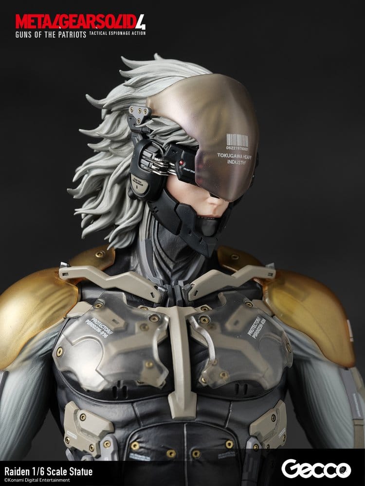 Metal Gear Solid 4 Guns of the Patriots Statue 1/6 Raiden 32 cm