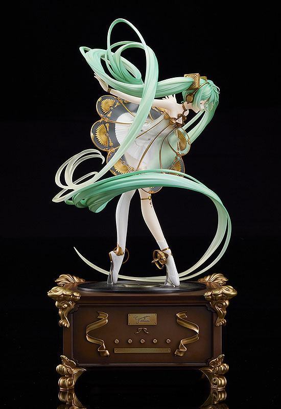 Character Vocal Series 01: Hatsune Miku Symphony 5th Anniversary Version 25cm PVC Statue