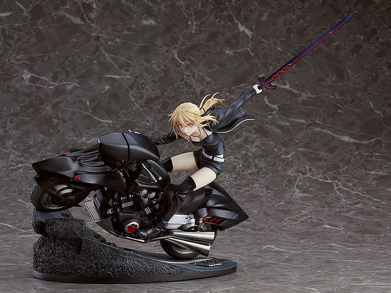 Fate/Grand Order Saber/Altria Pendragon (Alter) & Cuirassier Noir 27cm (re-run) 1/8 Scale PVC Statue