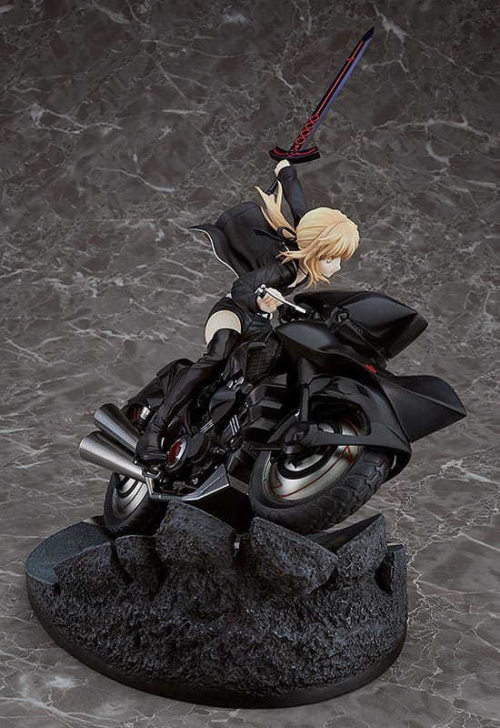 Fate/Grand Order Saber/Altria Pendragon (Alter) & Cuirassier Noir 27cm (re-run) 1/8 Scale PVC Statue