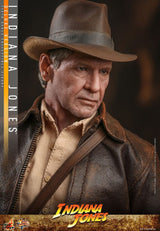 Indiana Jones Movie Masterpiece Indiana Jones Deluxe 30cm 1/6 Scale HOT TOYS Action Figure