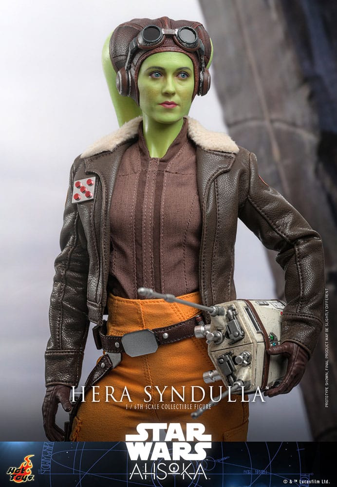 Star Wars Ahsoka Hera Syndulla 28cm 1/6 Scale Hot Toys Action Figure