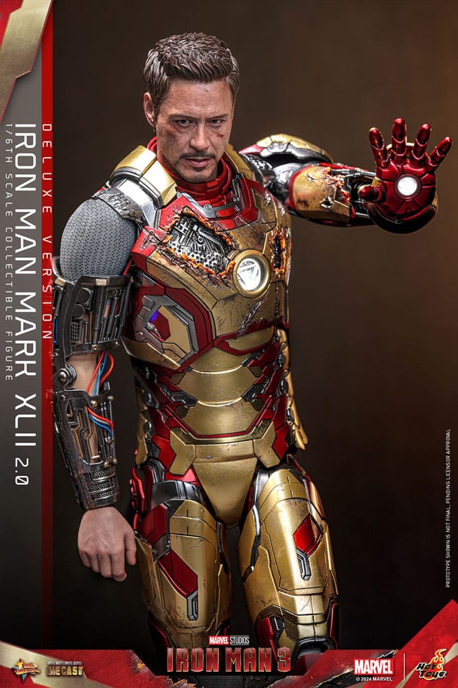 Iron Man 3 Movie Masterpiece Iron Man Mark XLII (2.0) Deluxe 32 cm 1/6 Diecast Action Figure