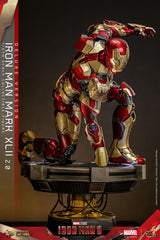 Iron Man 3 Movie Masterpiece Iron Man Mark XLII (2.0) Deluxe 32 cm 1/6 Diecast Action Figure