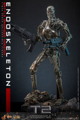Terminator 2: Judgment Day Movie Masterpiece Die-cast  Action Figure 1/6 Endoskeleton (Battle Damaged Version) 31 cm
