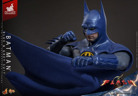 The Flash Movie Masterpiece Action Figure 1/6 Batman (Blue & Grey Suit) Limited Edition Hot Toys Exclusive 30 cm