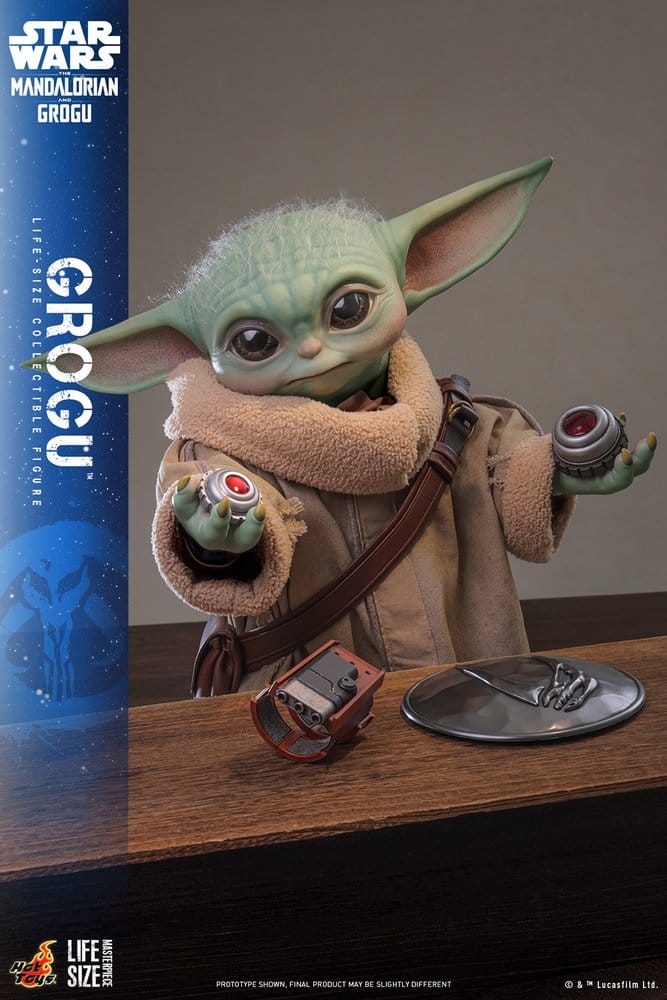 Star Wars: The Mandalorian & Grogu Life-Size Figure Grogu 38 cm
