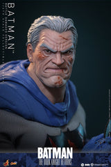 Batman: The Dark Knight Returns Comic Masterpiece Action Figure 1/6 Batman (Battle Damaged Version) 32 cm