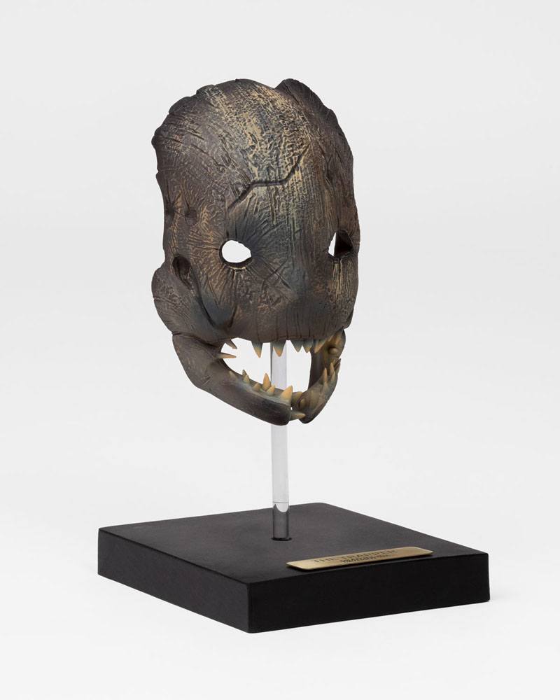 Dead by Daylight The Trapper Mask Limited Edition 20cm 1/2 Scale Prop Replica