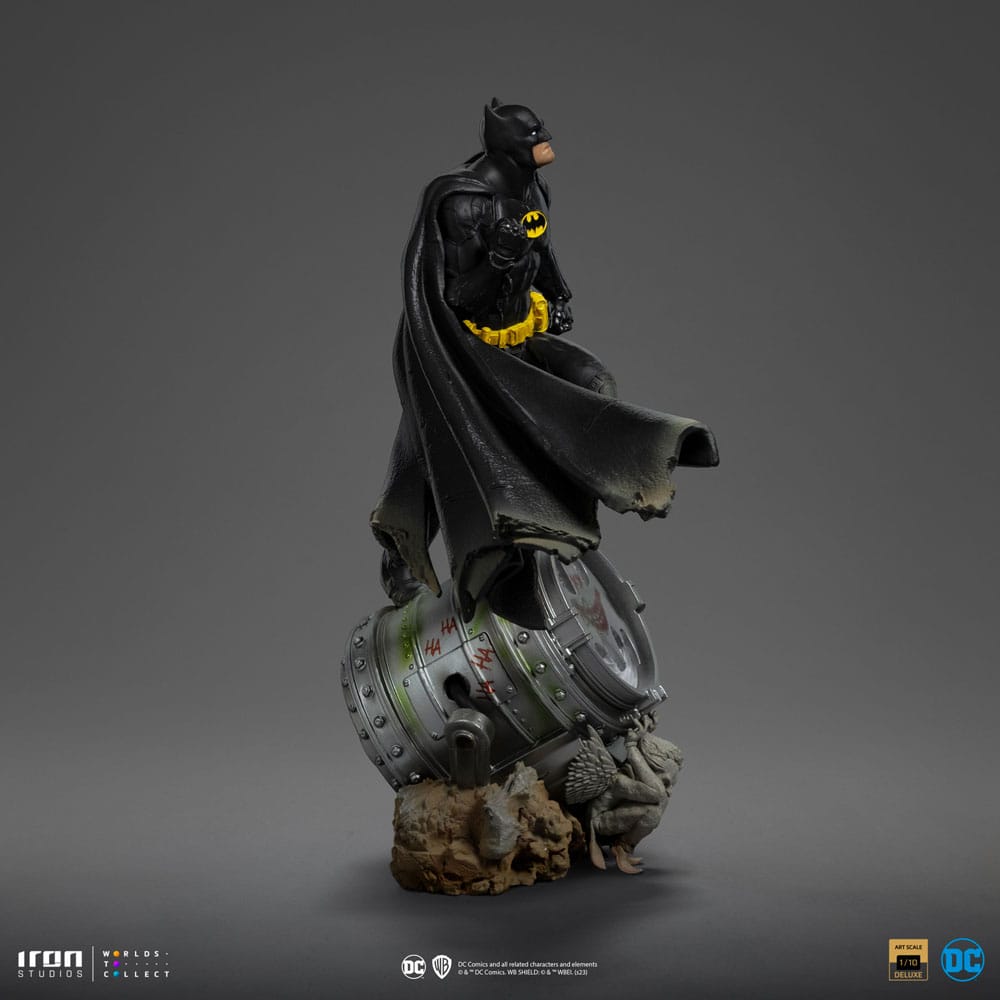 DC Comics Batman Deluxe (Black Version Exclusive) 30 cm  1/10 BDS Art Scale Statue