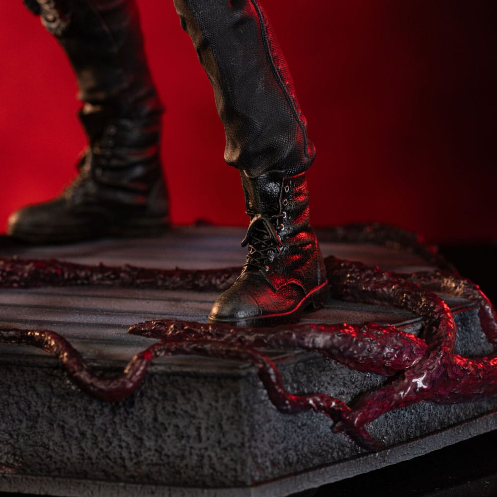Stranger Things Eddie Munson 20 cm 1/10 Deluxe Art Scale Statue