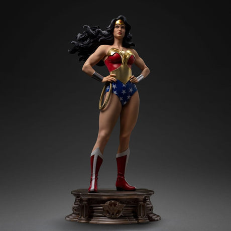 DC Comics Legacy Replica Statue 1/4 Wonder Woman 56 cm