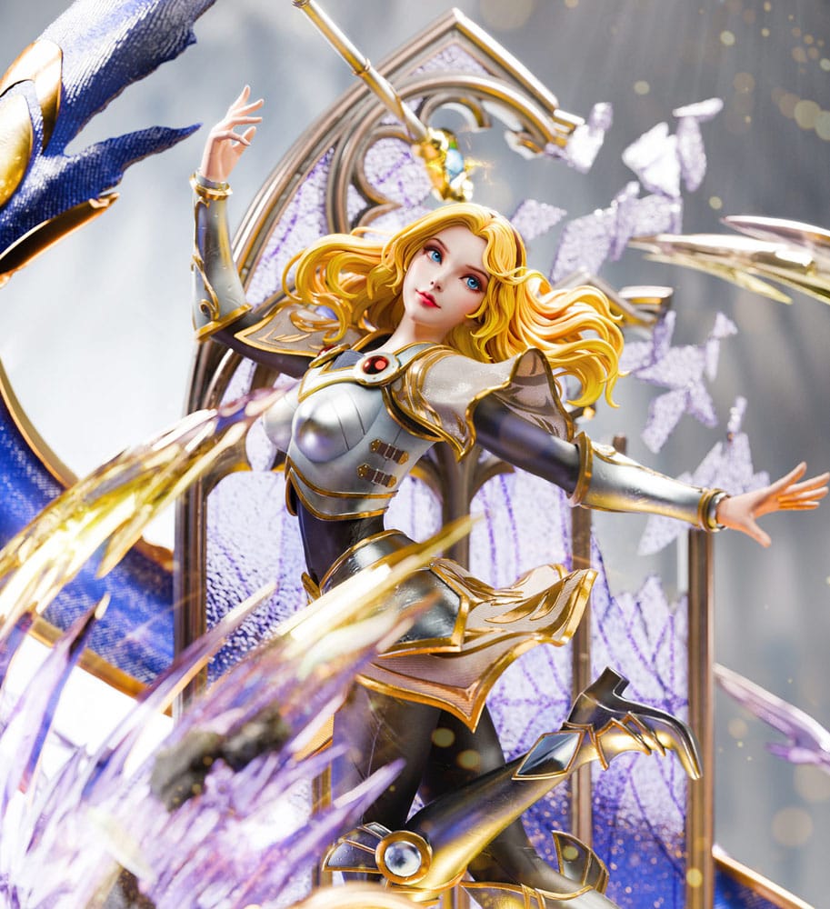 League of Legends Lux 42 cm Statue