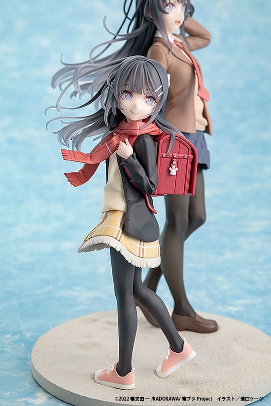 Rascal Does Not Dream of a Knapsack Kid Mai Sakurajima High School Graduation Ver. & Knapsack Kid 19cm PVC Statue