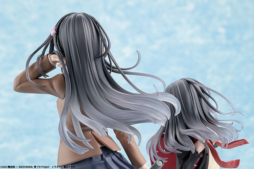 Rascal Does Not Dream of a Knapsack Kid Mai Sakurajima High School Graduation Ver. & Knapsack Kid 19cm PVC Statue