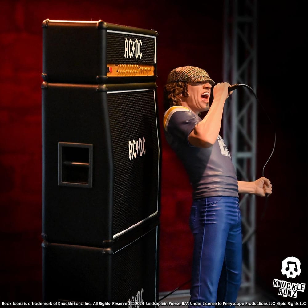 AC/DC Rock Iconz Brian Johnson 23 cm Statue