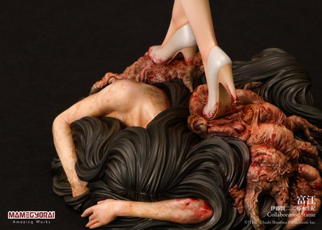 Junji Ito × Yoshiki Fujimoto PVC Figure Tomie 27 cm