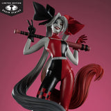 DC Direct Harley Quinn: Red, White & Black Statue 1/10 Harley Quinn by Alex Garner 21 cm