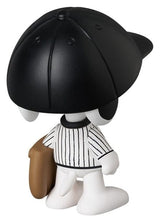 MLB × Peanuts UDF PVC Figure Chicago White Sox Snoopy 7 cm