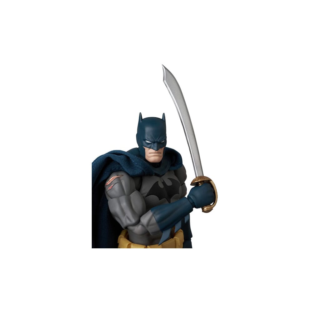 DC Comics MAFEX Action Figure Batman Damage Ver. (Batman: Hush Ver.) 16 cm