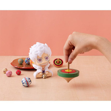 One Piece: Monkey D. Luffy Gear Fifth 11cm Look Up PVC Statue