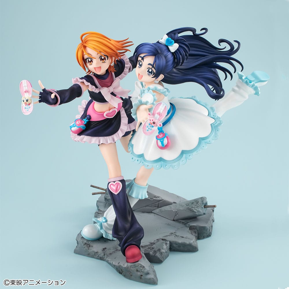 Pretty Cure Lucrea Cure Black & Cure White 22 cm PVC Statue