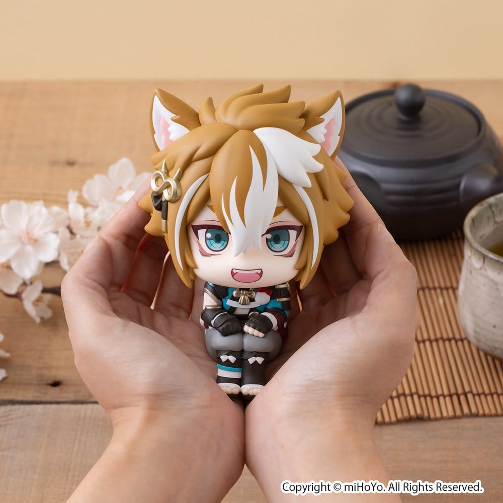 Genshin Impact Look Up PVC Statue Gorou 11 cm (with gift)