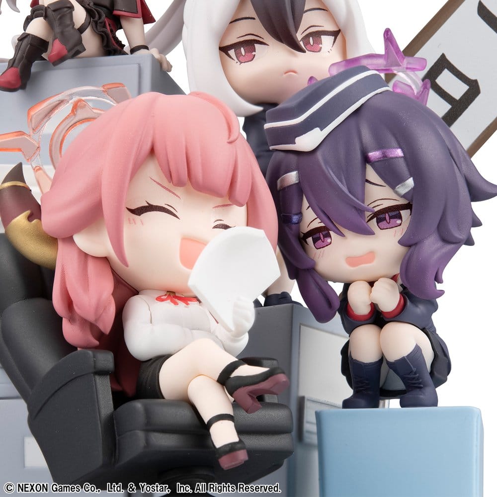 Blue Archive FigUnity PVC Figure 14 cm (with gift)