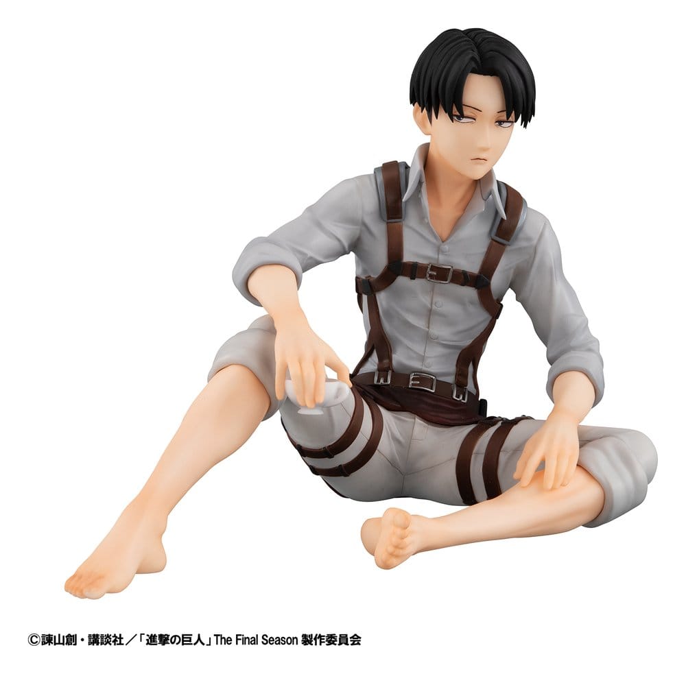 Attack on Titan G.E.M. Series PVC Figure Squad Captain Levi Palm Size 9 cm