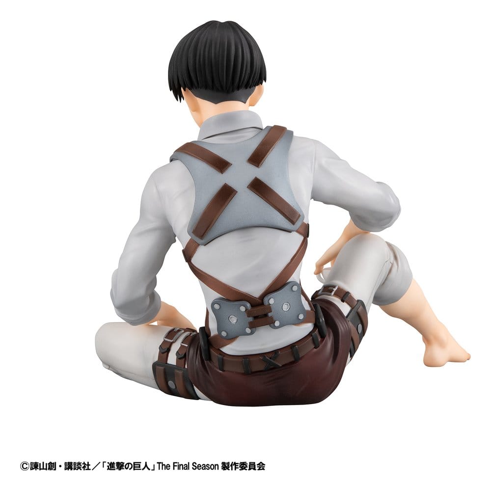 Attack on Titan G.E.M. Series PVC Figure Squad Captain Levi Palm Size 9 cm