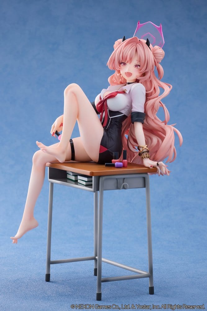 Blue Archive PVC Figure 1/7 Kirara Memorial Lobby Ver. 27 cm