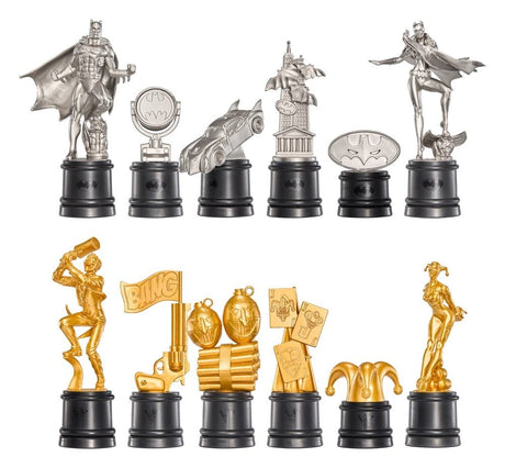 DC Comics Chess Set Batman vs. The Joker 47 cm