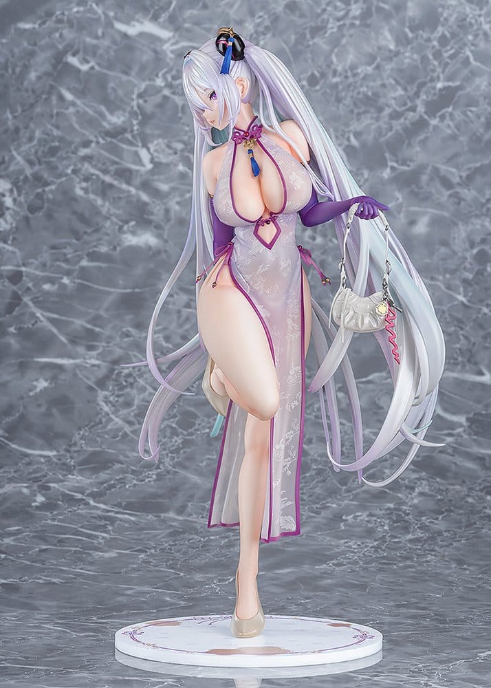 Azur Lane PVC Figure 1/6 Kearsarge Springtime Monitoring 28 cm